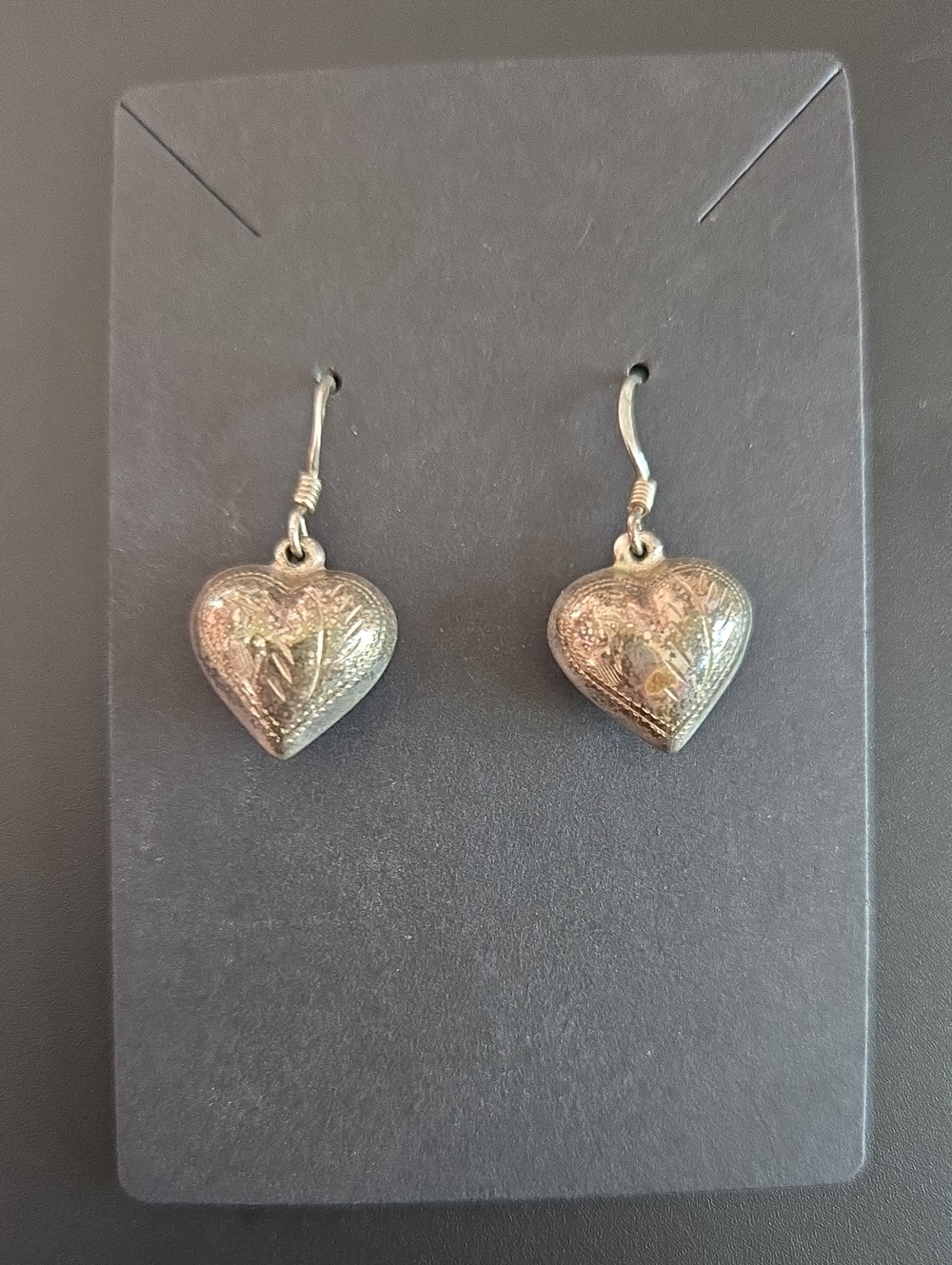 Silver Tone Detailed Heart Drop Earrings